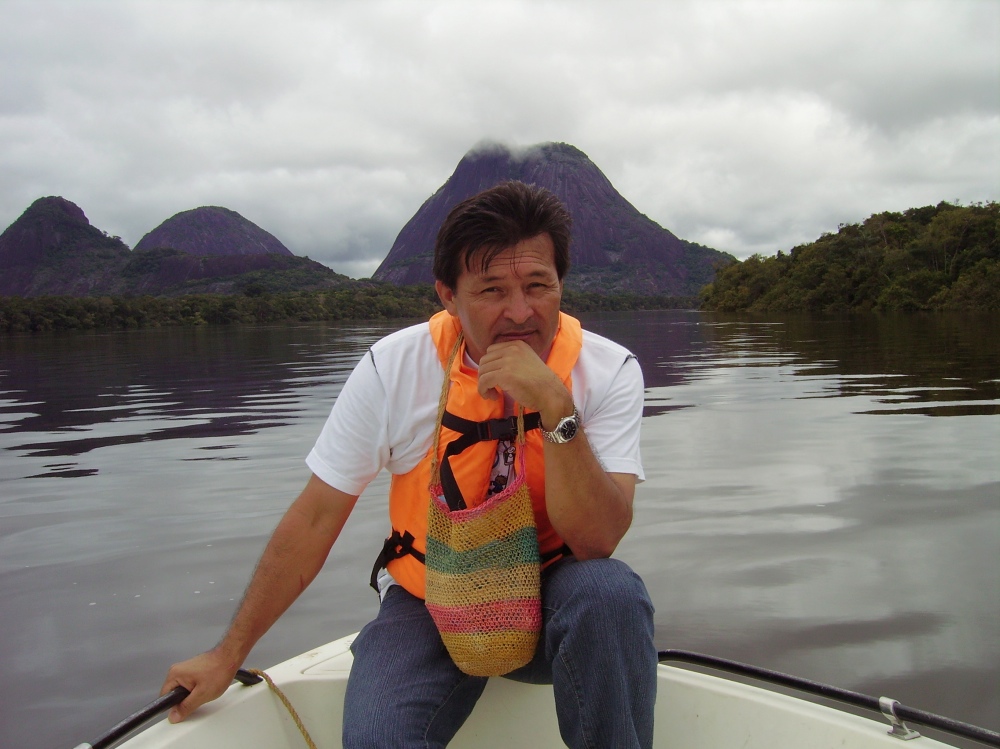 Retrato de Hugo Portela Guarin