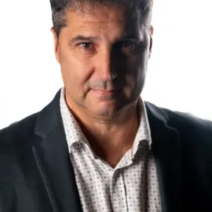 Retrato de Rafa Melero Rojo