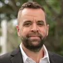 Fotografía de Caleb Everett