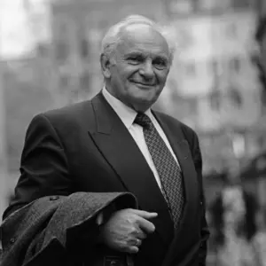 Retrato de Andrzej Szczypiorski