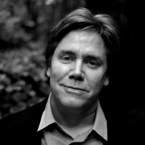 Retrato de Stephen Chbosky