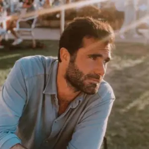 Retrato de Leopoldo Salinas