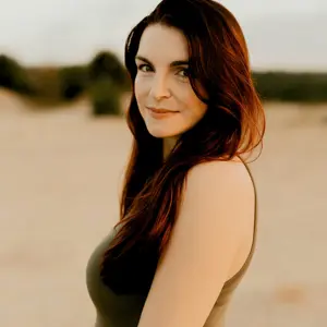 Retrato de Carissa Broadbent