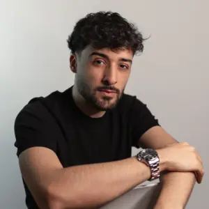 Retrato de  Sergio Guerra (@todoesrelativo_)