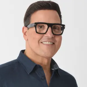 Retrato de  Raúl González