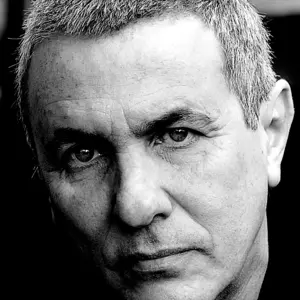 Retrato de  Abilio Estévez