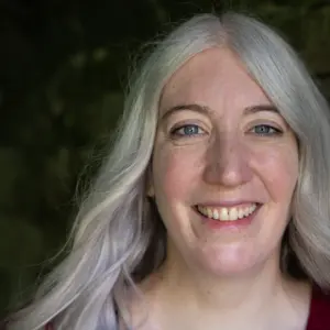 Retrato de  Josephine Quinn