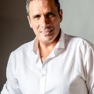 Retrato de Javier Adrados