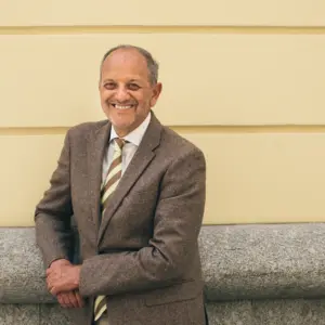 Retrato de Guido Tonelli