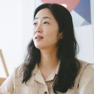 Retrato de  Hwang Bo-Reum