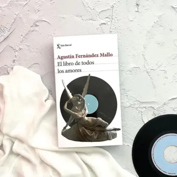 Imagen extra El libro de todos los amores 0