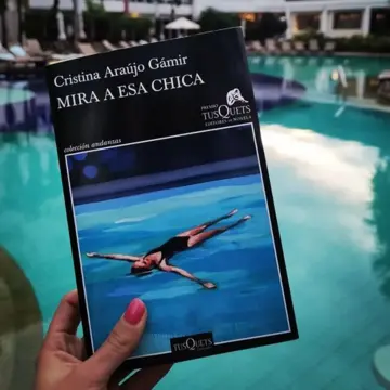 Imagen extra Mira a esa chica 1