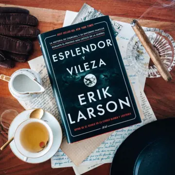 Imagen extra Esplendor y vileza 0