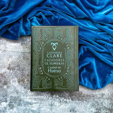 Imagen extra Ciudad de hueso. Cazadores de sombras 1. Edición especial 0